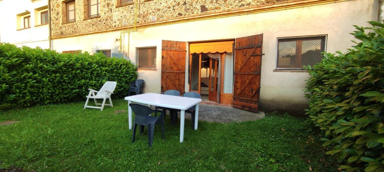Apartaments Les Voltes Les Preses Exterior foto