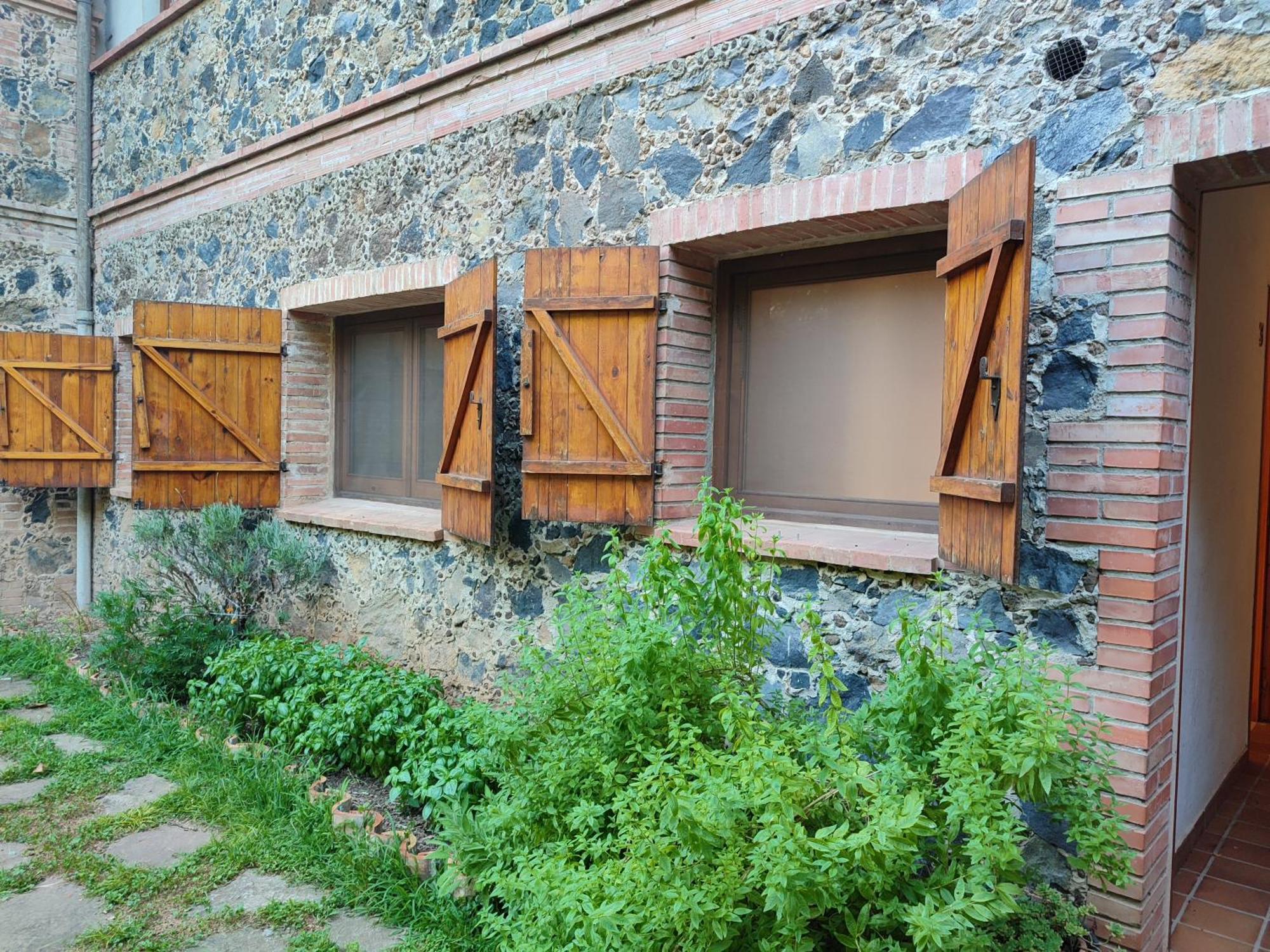Apartaments Les Voltes Les Preses Exterior foto